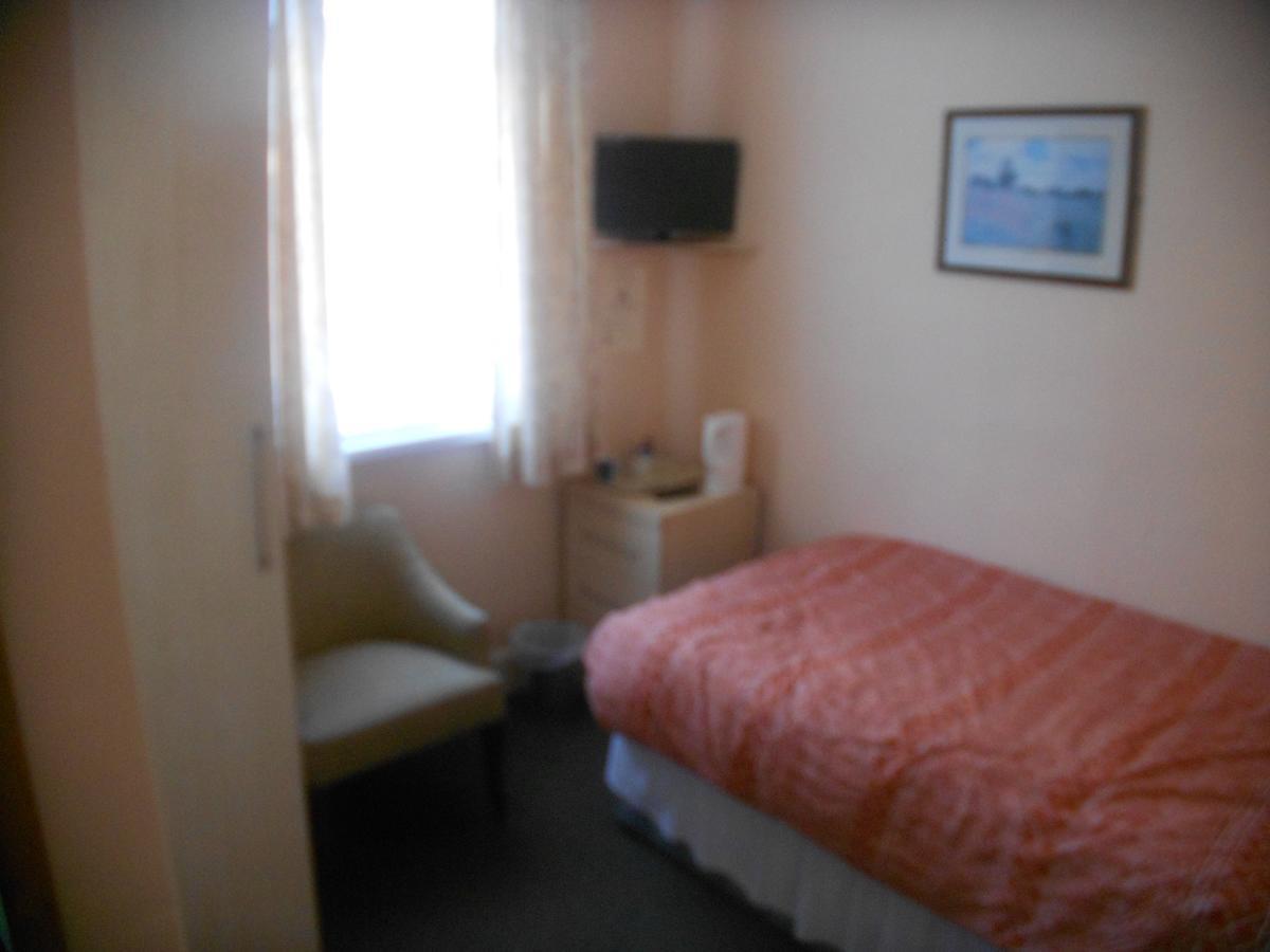 St Annes Bed & Breakfast Great Yarmouth Bagian luar foto