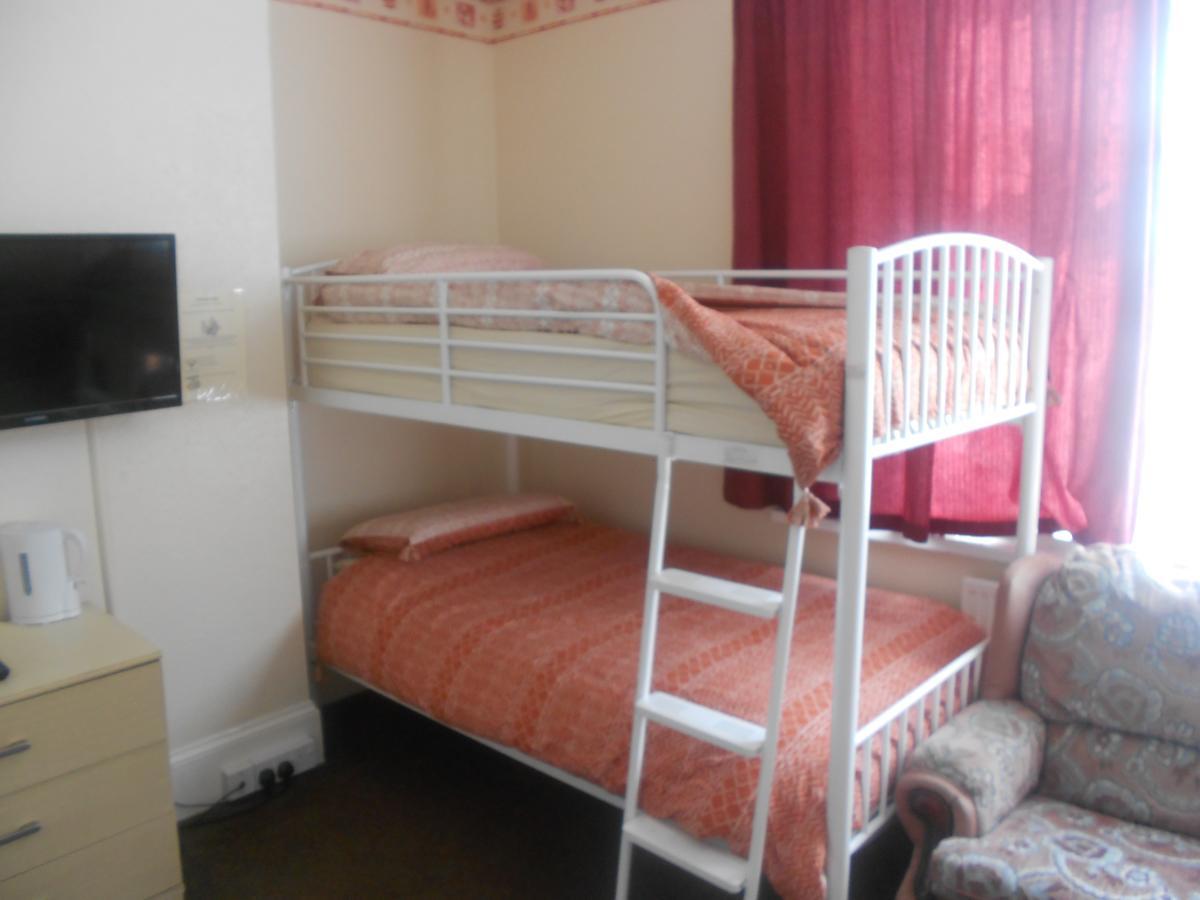 St Annes Bed & Breakfast Great Yarmouth Bagian luar foto