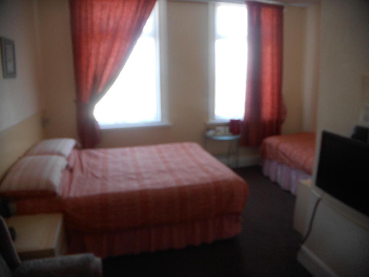 St Annes Bed & Breakfast Great Yarmouth Bagian luar foto