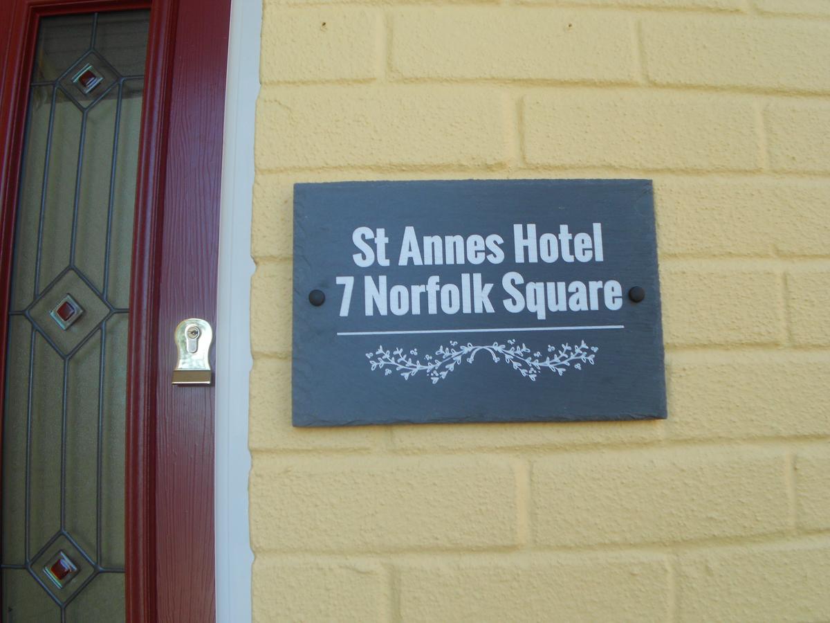 St Annes Bed & Breakfast Great Yarmouth Bagian luar foto