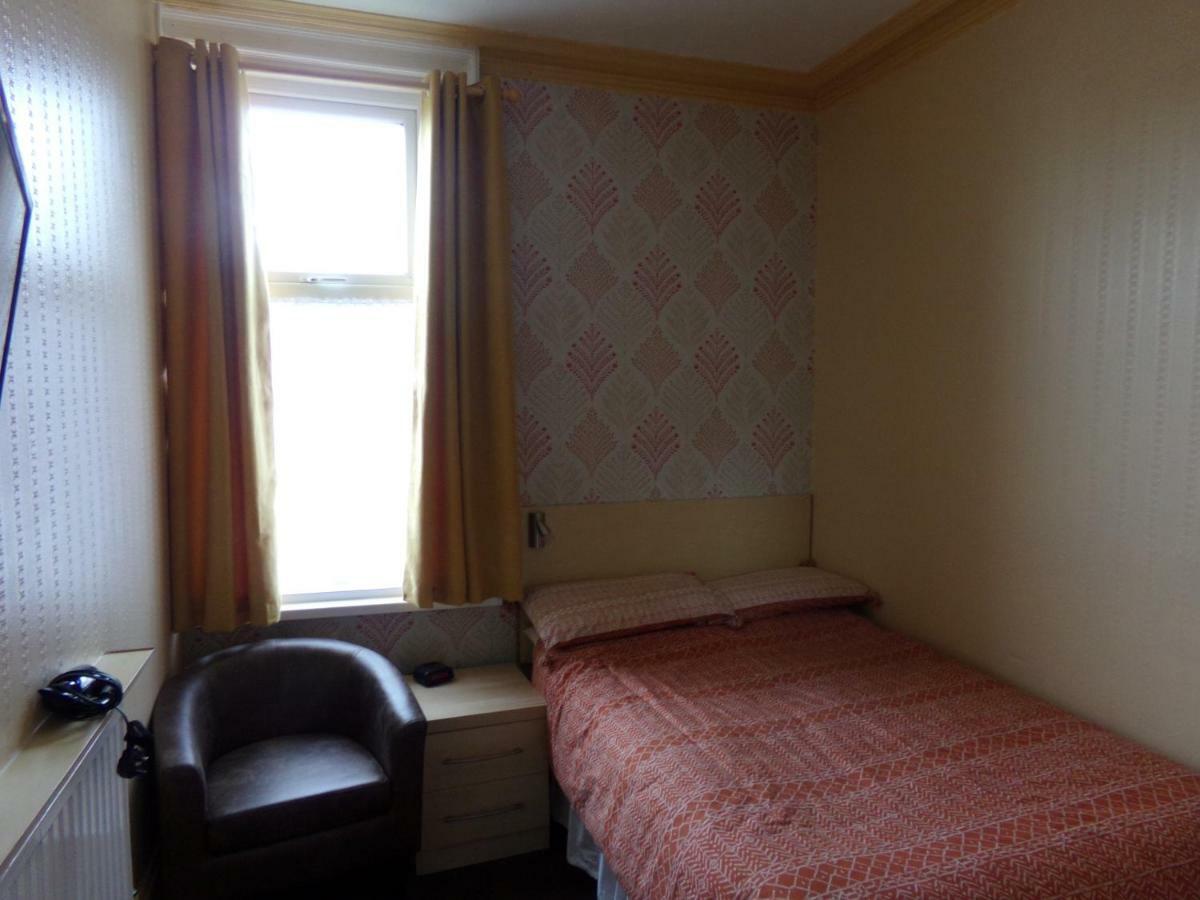 St Annes Bed & Breakfast Great Yarmouth Bagian luar foto