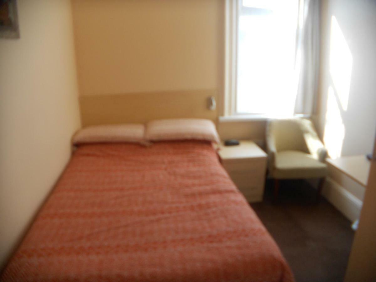 St Annes Bed & Breakfast Great Yarmouth Bagian luar foto
